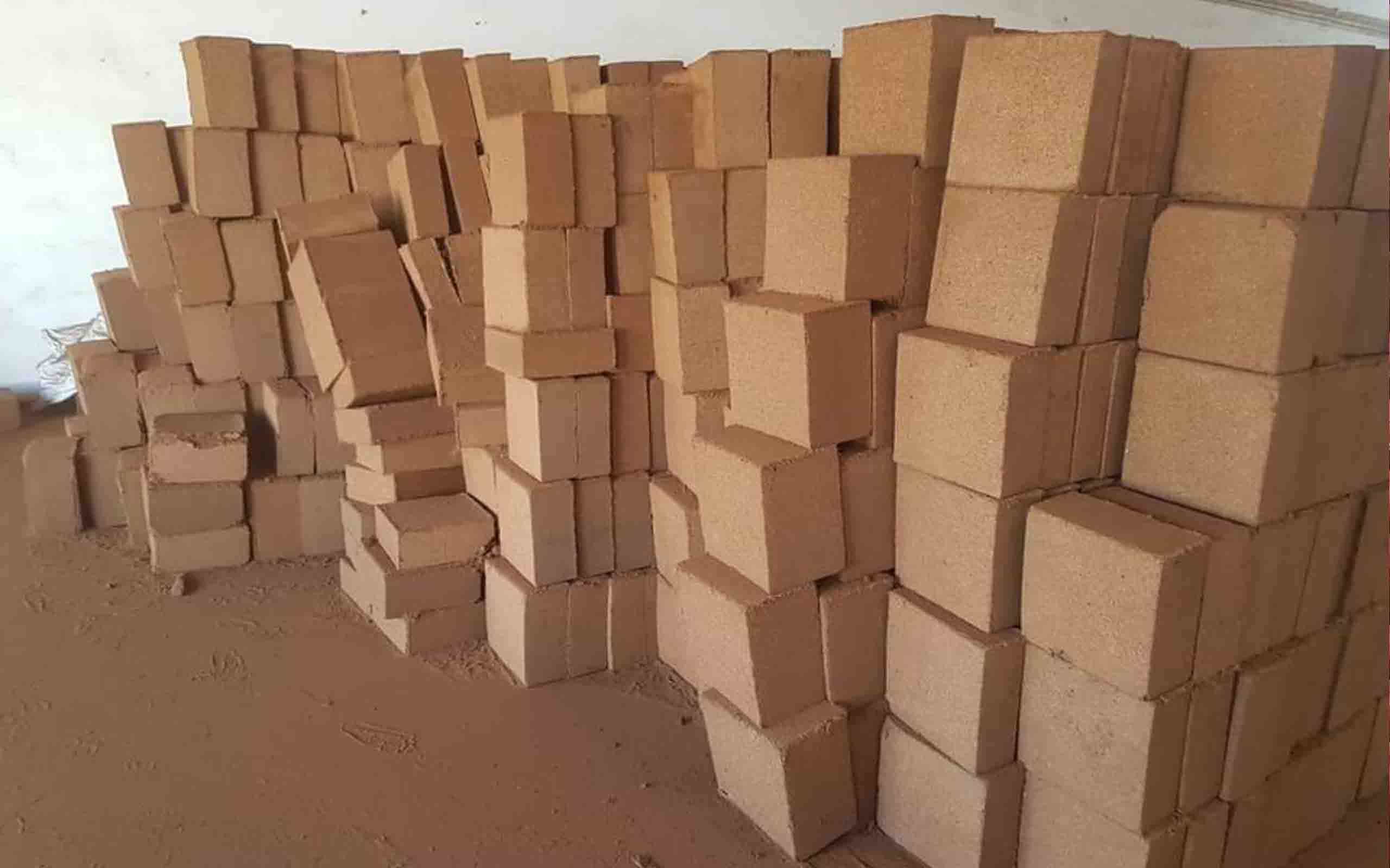 Coco-peat-blocks